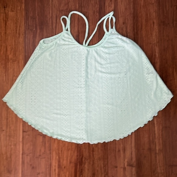 SHEIN lime green eyelet top. Non-adjustable Spaghetti straps Sz L - Picture 10 of 11